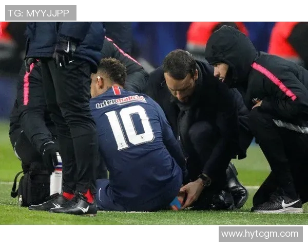 内马尔本赛季再度受伤巴黎欧冠前景堪忧引发球迷担忧